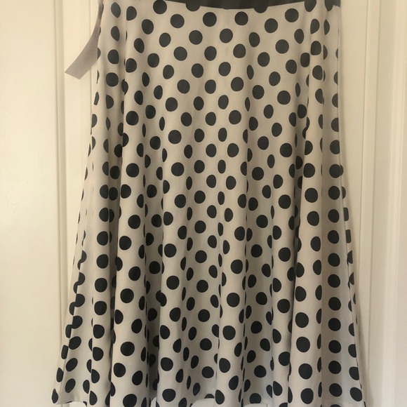 Tatyana NWT XL - Picture 3 of 3